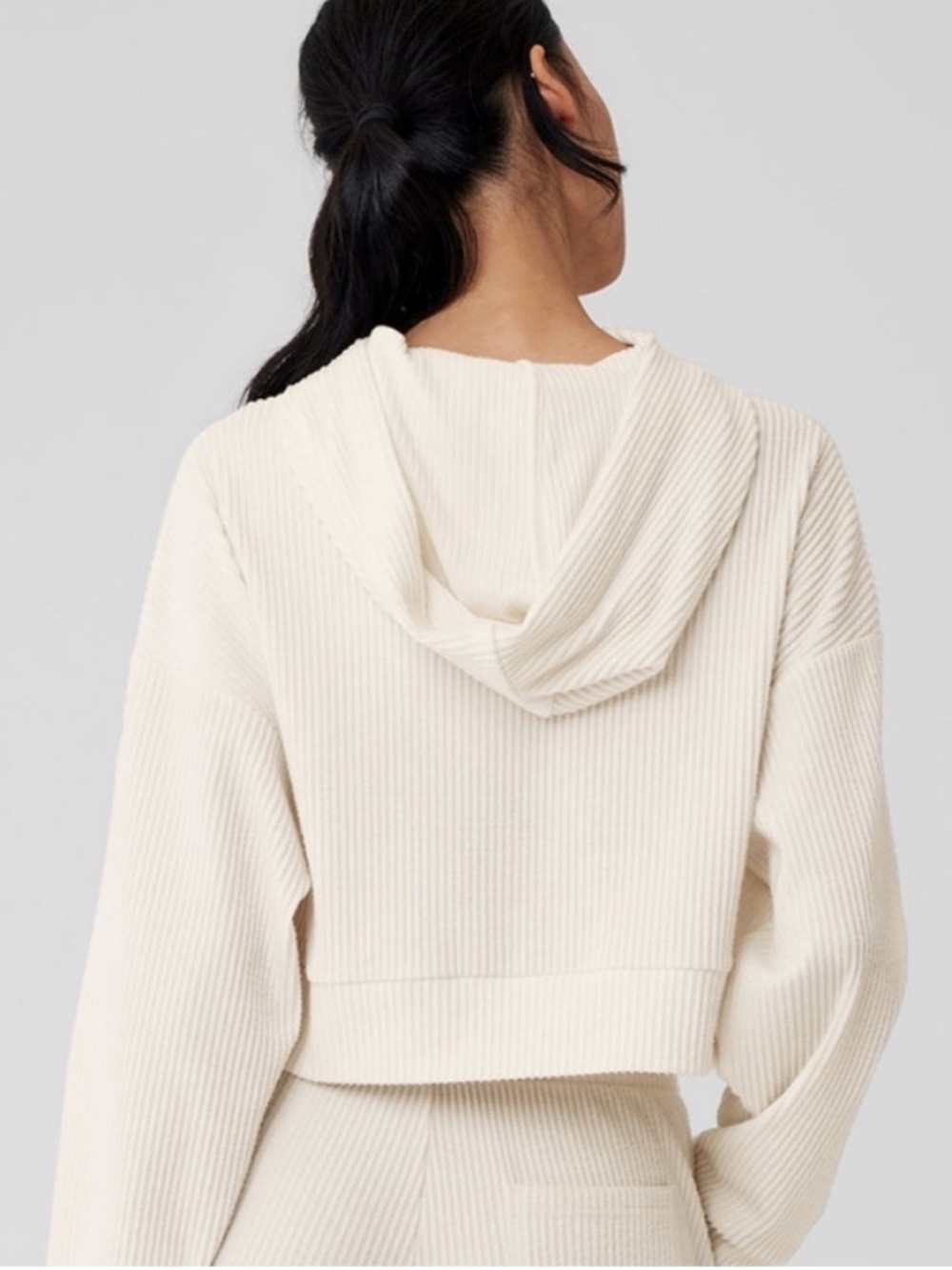 alo Yoga Muse Ribbed Crop Hoodie Pullover Ivory Cream L/XL - Picture 5 of 13